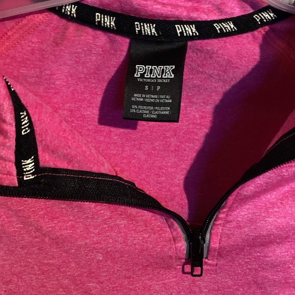 Vs Pink Half Zip With Thumbholes - Picture 2 of 6